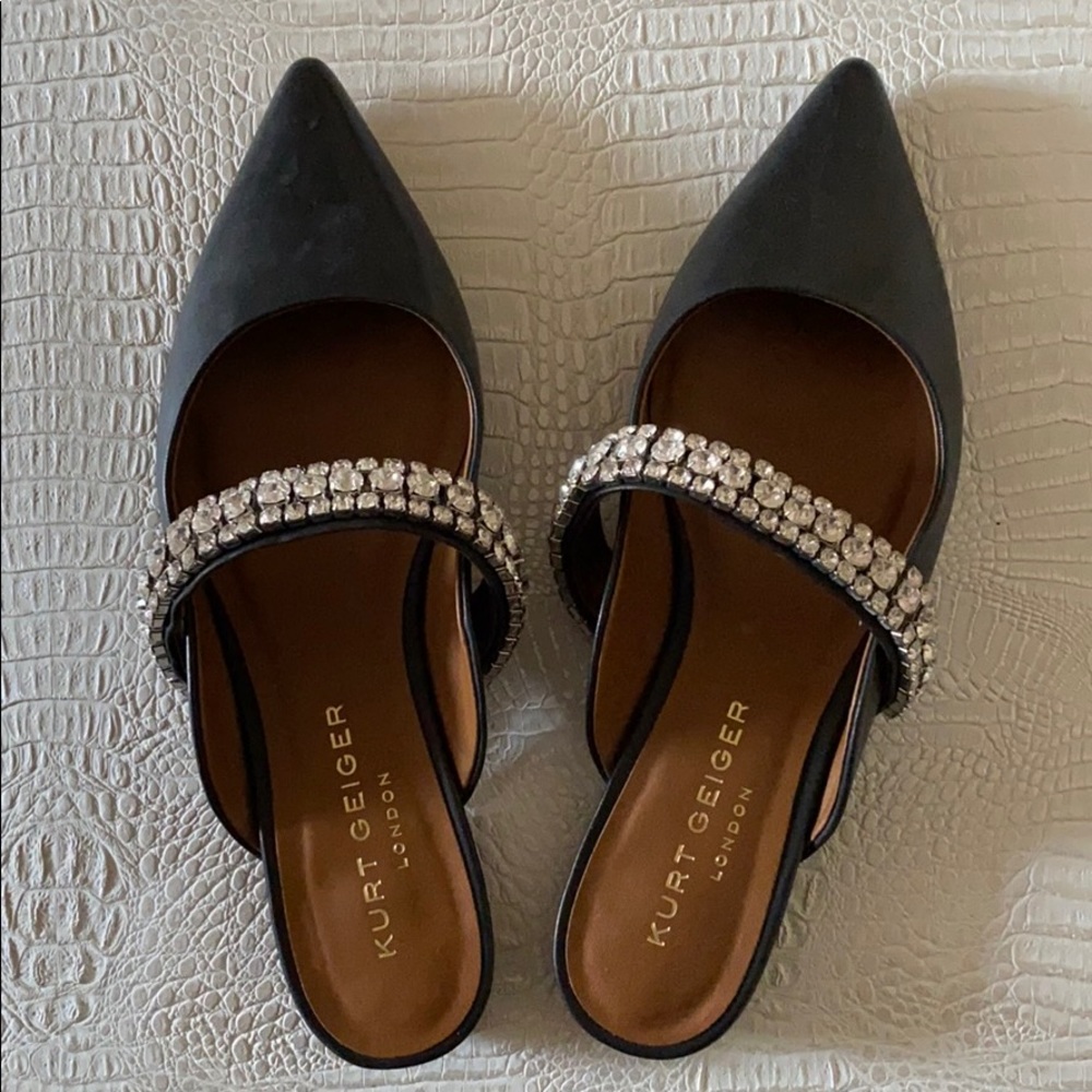 Kurt Geiger flats size 8